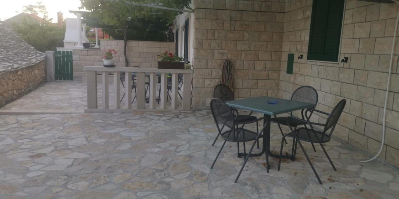 Apartmani Franceska Bol Dış mekan fotoğraf